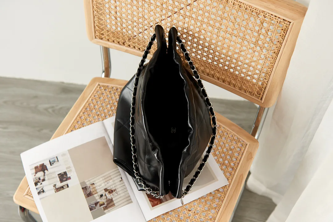 Women's Classic Handbags CHANEL 18065731
