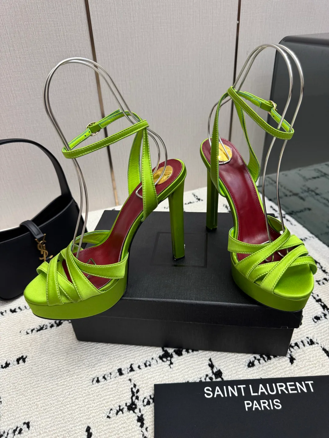 Women's Open-Toe Sandals SAINT LAURENT 18049027