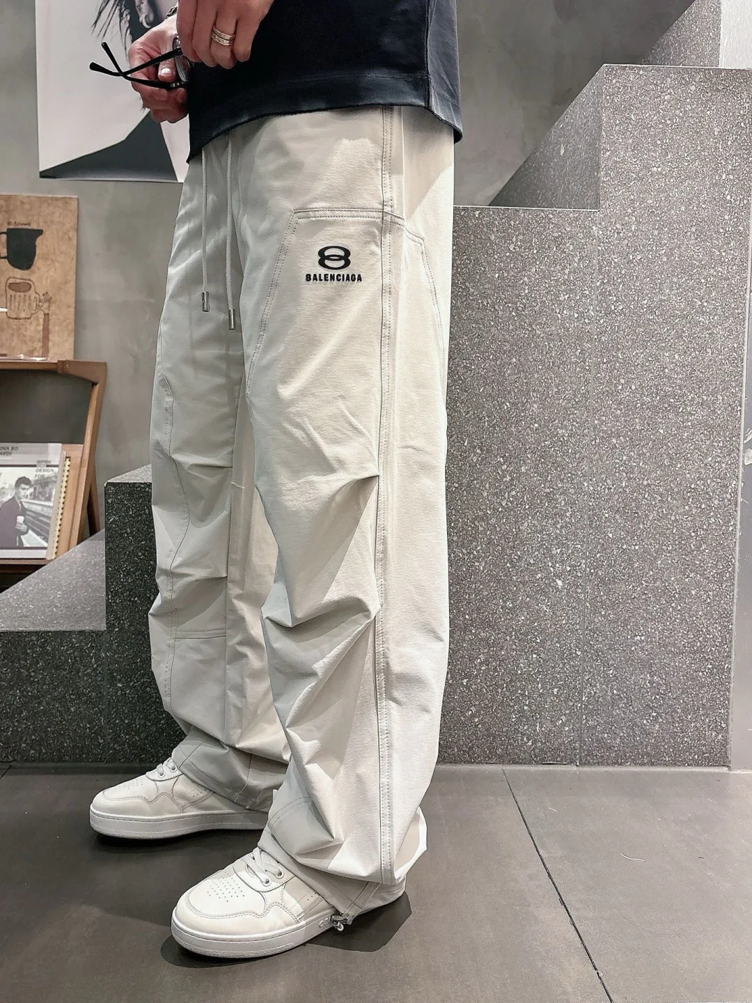 Men's Trousers BALENCIAGA 17810704