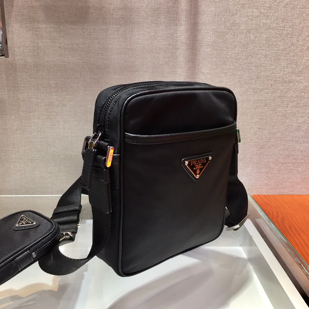 Women's Shoulder Bags PRADA 18323131