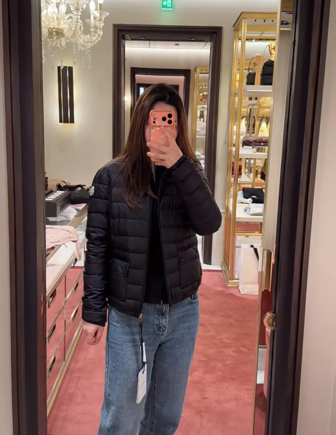Women's Jackets And Down Jackets MONCLER 18213383