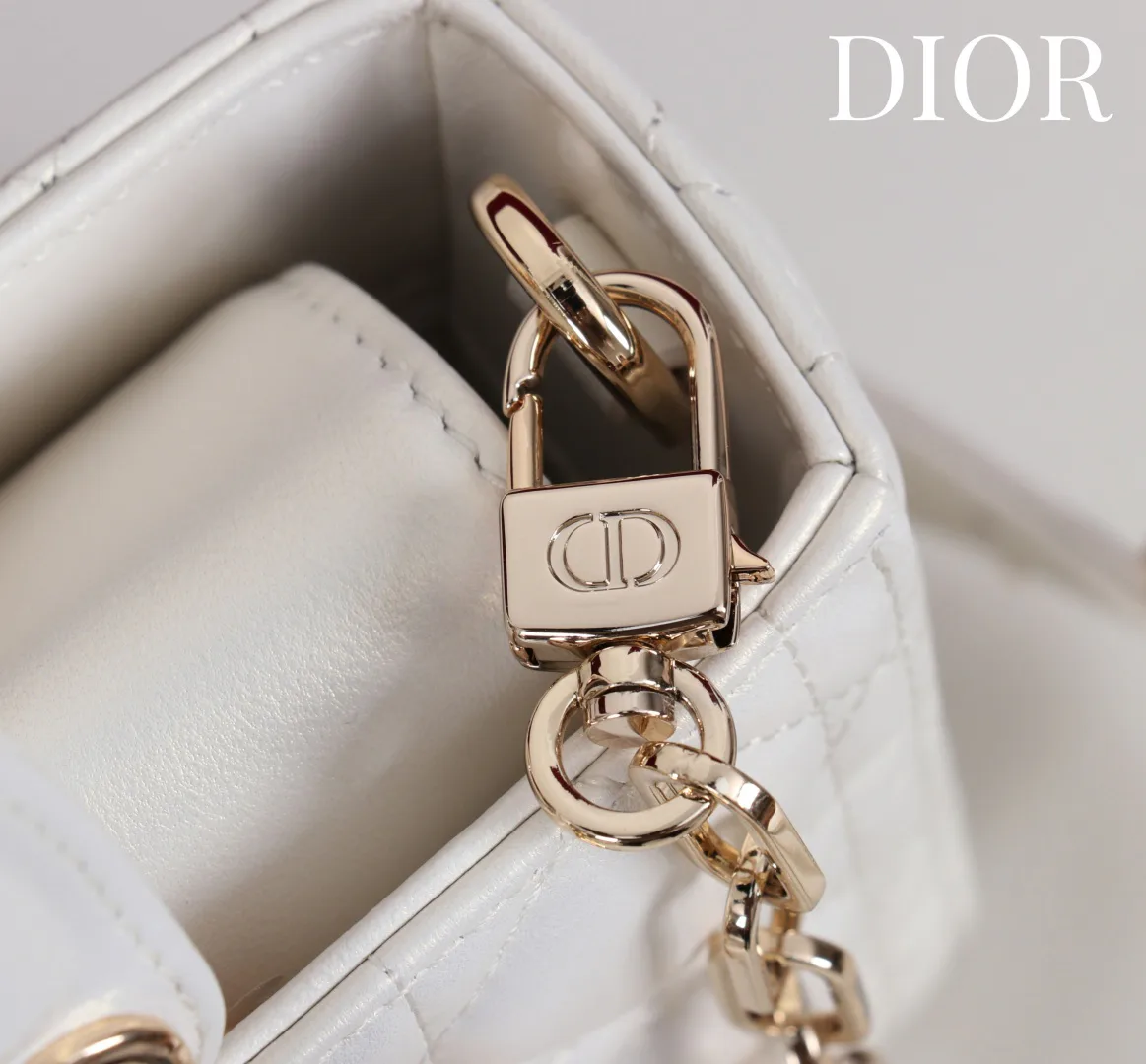 Women's Classic Handbags CHRISTIAN DIOR 18393016
