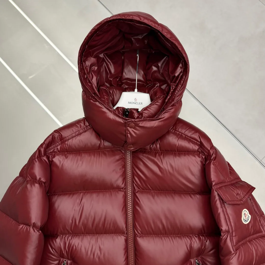 Men's Jackets And Down Jackets MONCLER 17391885