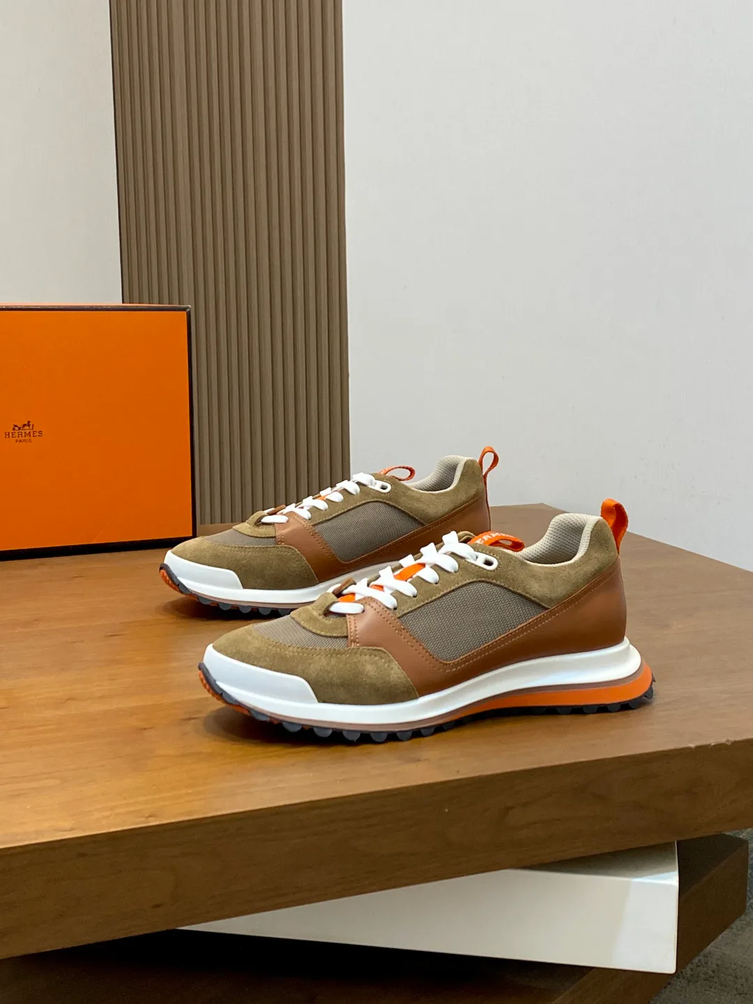 Men's Sneakers HERMES 18055271