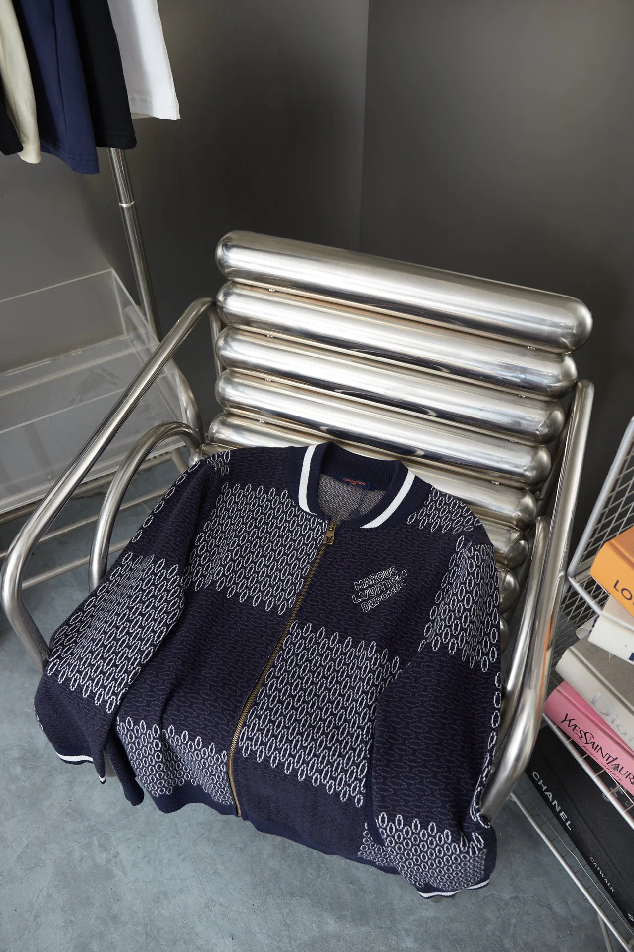 Men's Jumpers And Sweaters LOUIS VUITTON 18369002