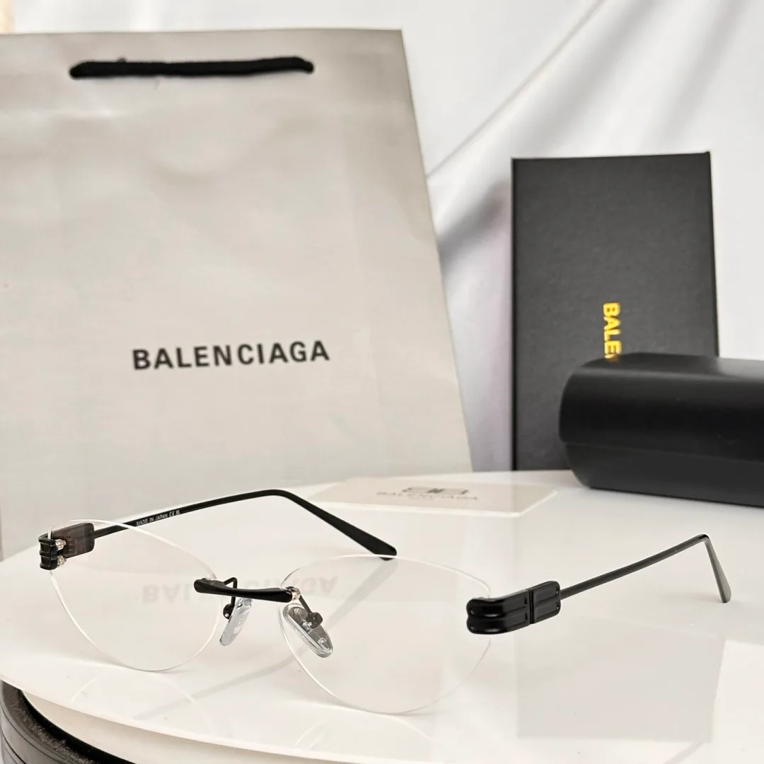 Glasses BALENCIAGA 17546254