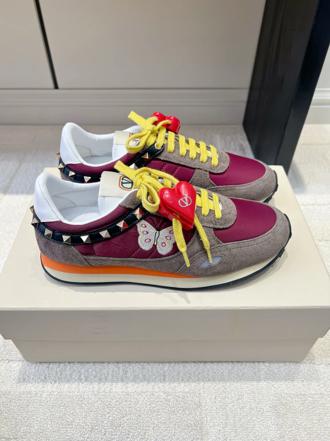 Women's Sneakers VALENTINO 18436567