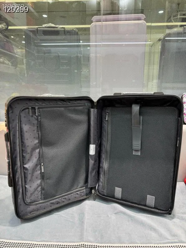 Suitcases RIMOWA 17371298