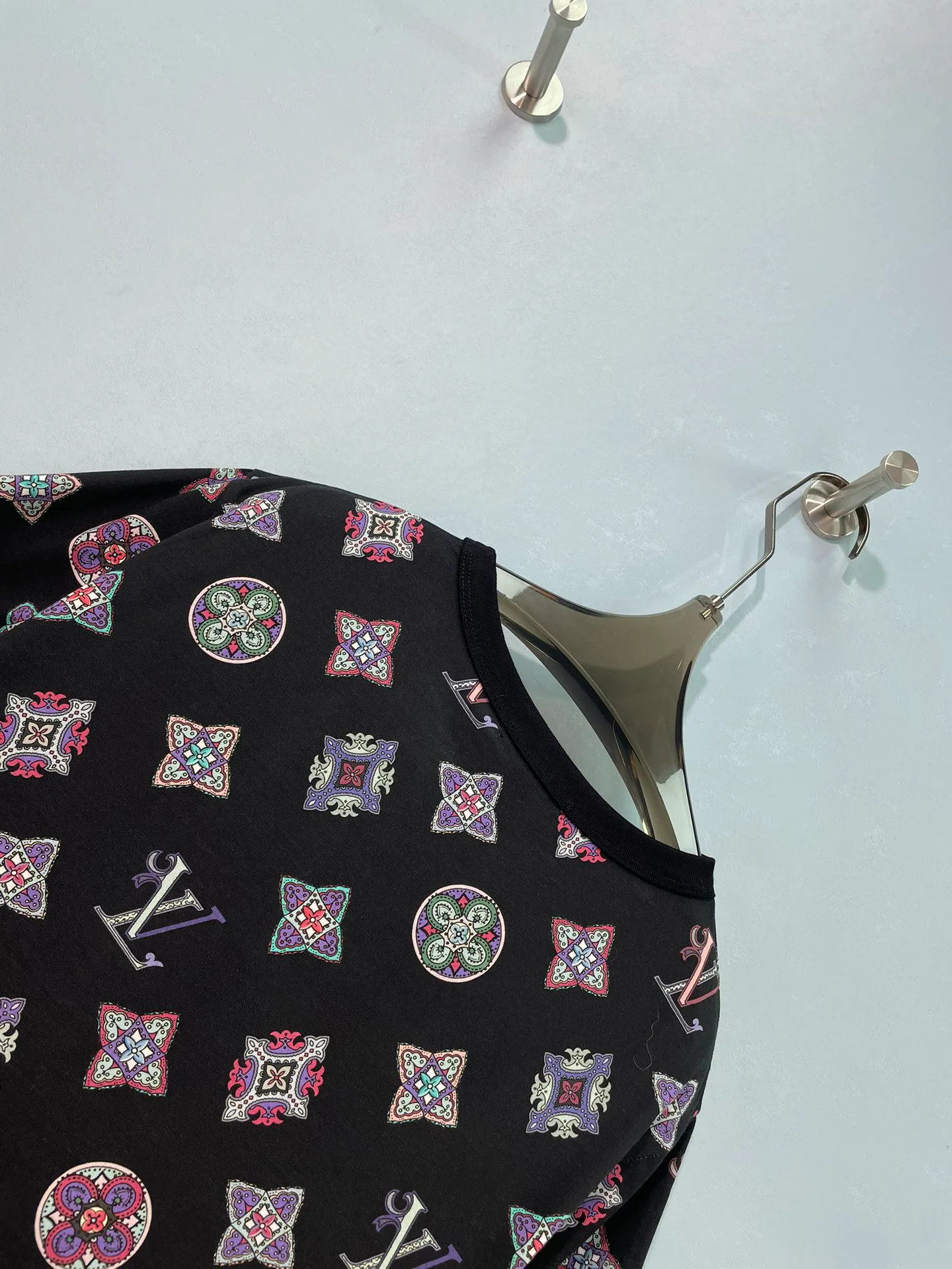 Women's T-Shirts LOUIS VUITTON 17933257