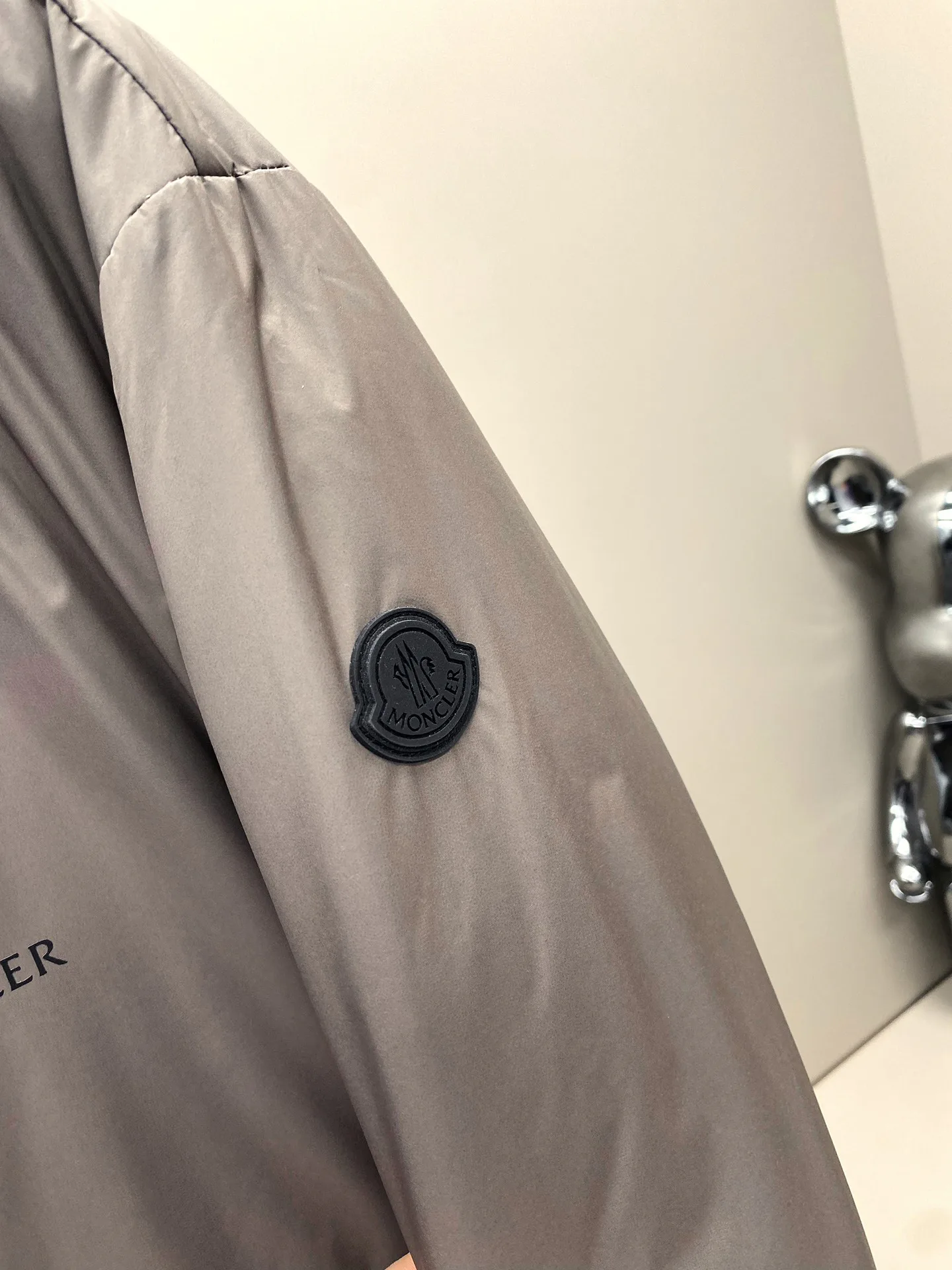Men's Jackets And Down Jackets MONCLER 18111237