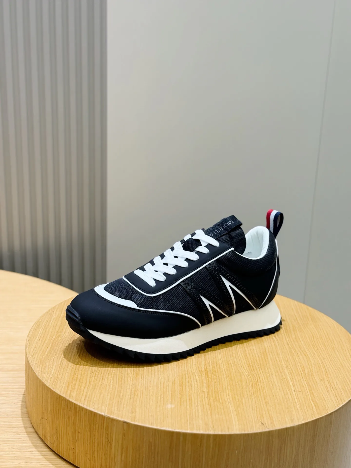 Men's Sneakers MONCLER 18101510