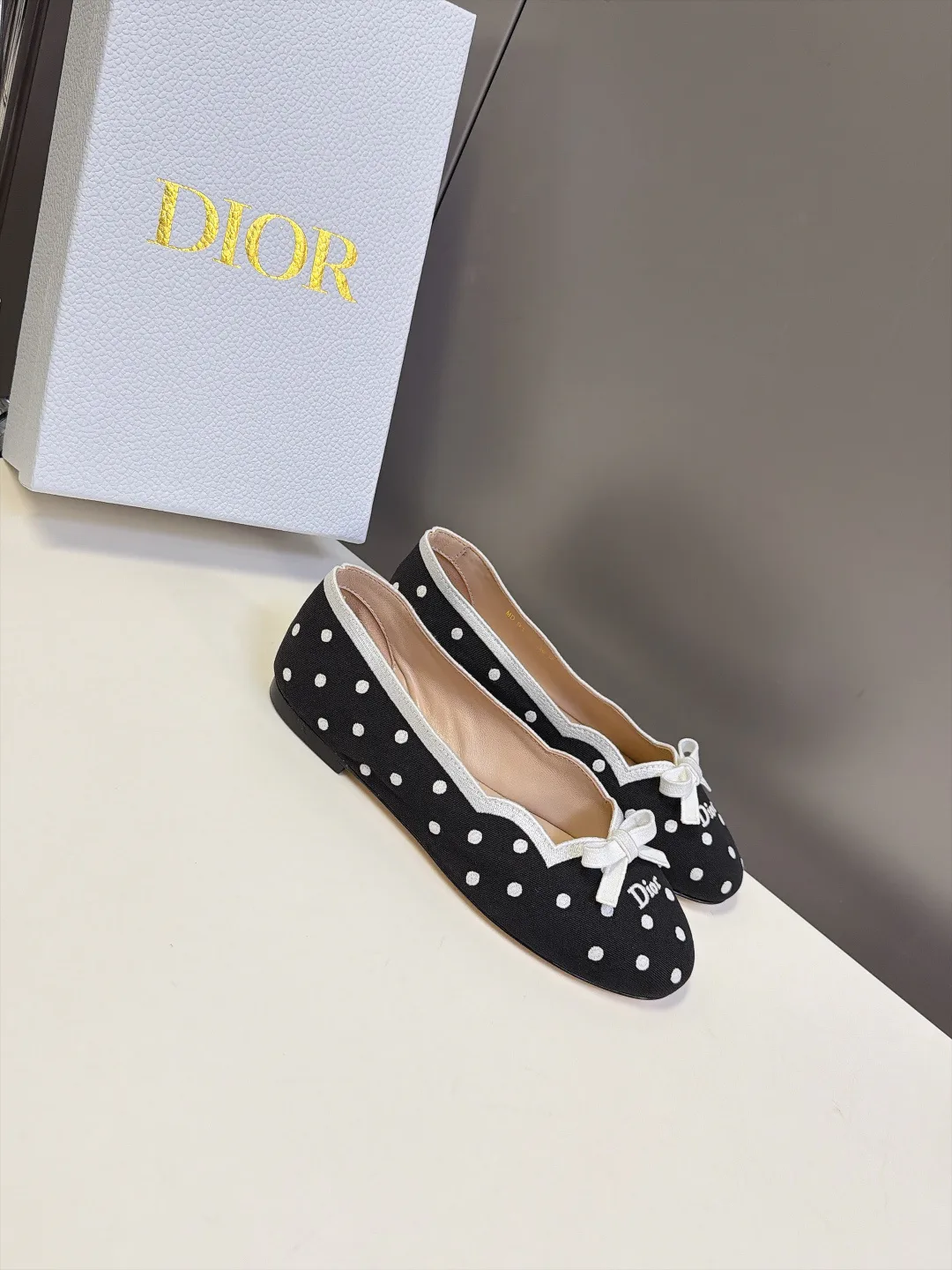 Women's Ballet Flats CHRISTIAN DIOR 17936639