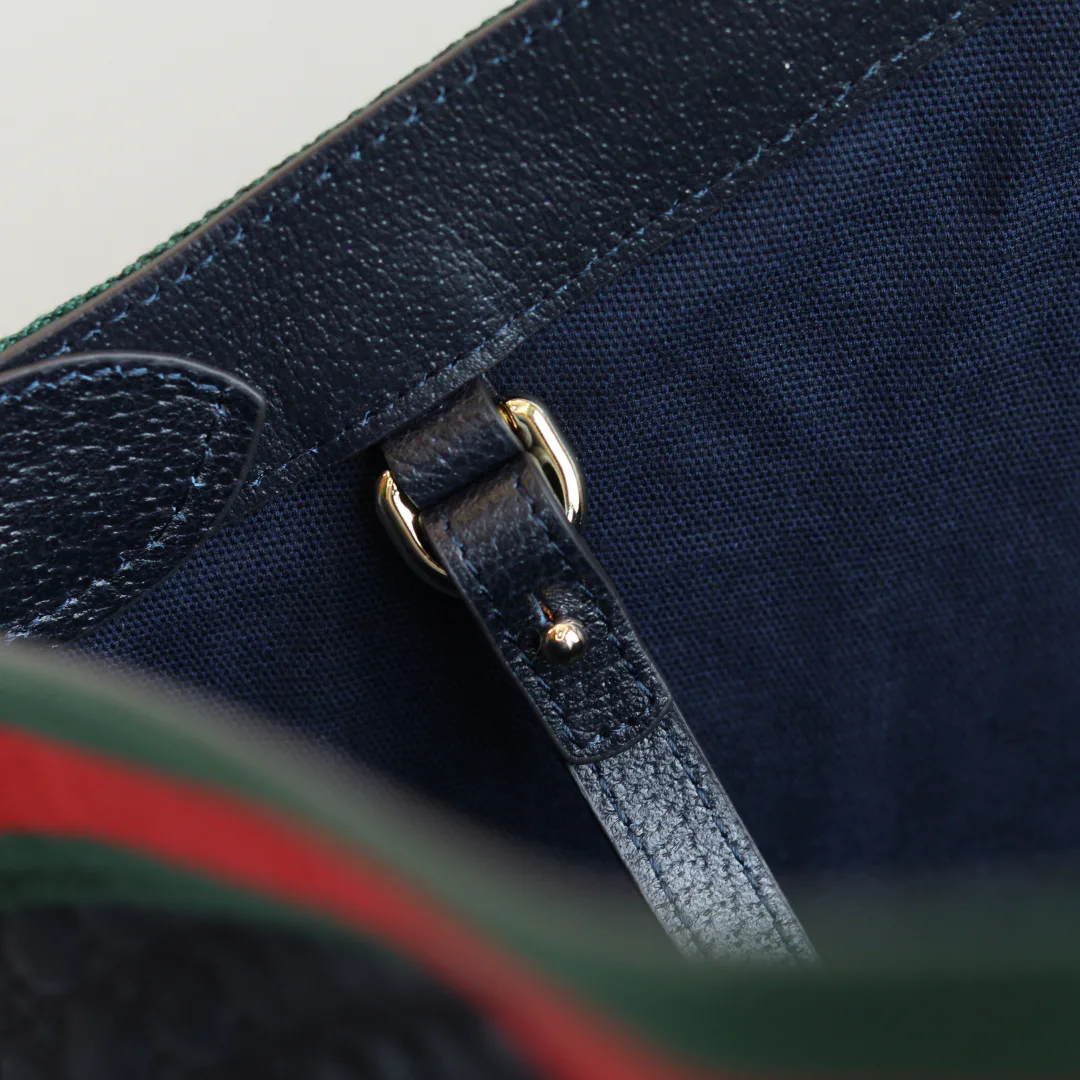 Women's Classic Handbags GUCCI 18262409