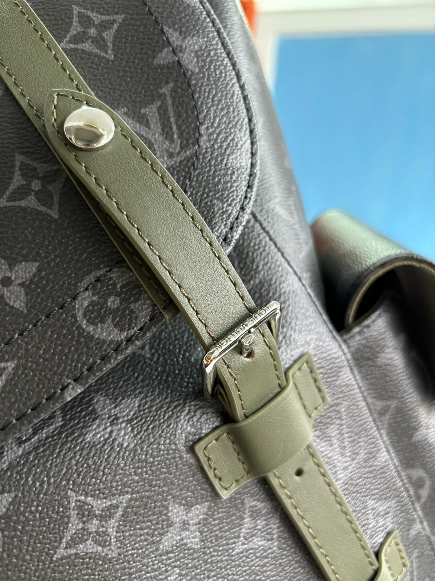 Women's Backpacks LOUIS VUITTON 17801284