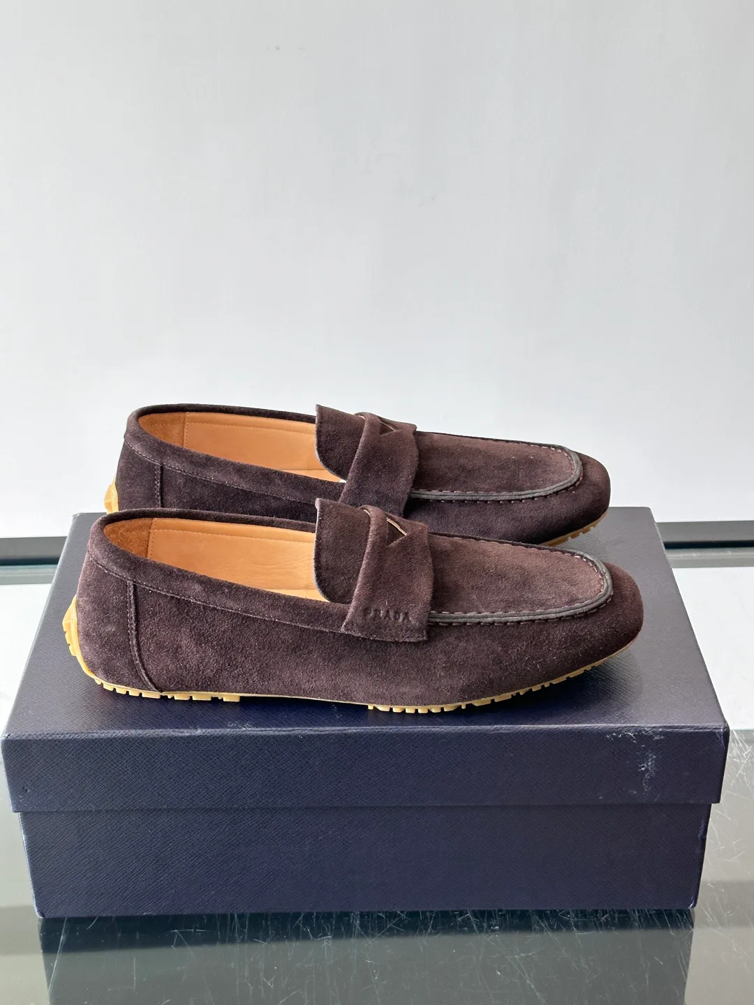 Men's Loafers And Dress Shoes PRADA 17447555