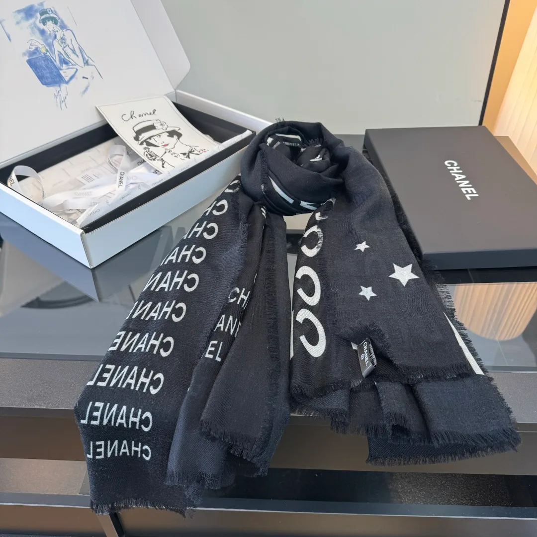 Scarves CHANEL 18222622