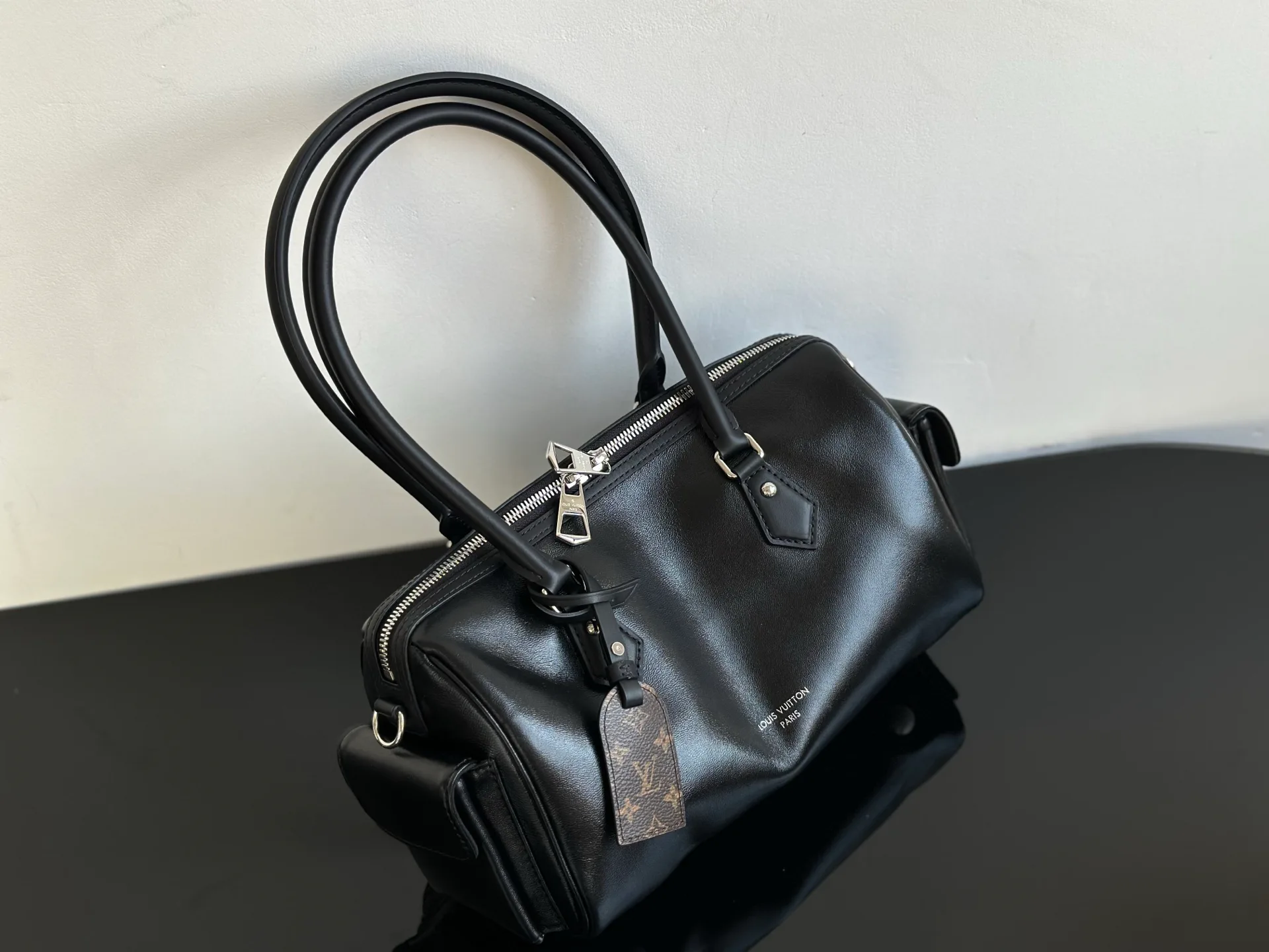 Women's Classic Handbags LOUIS VUITTON 18376579