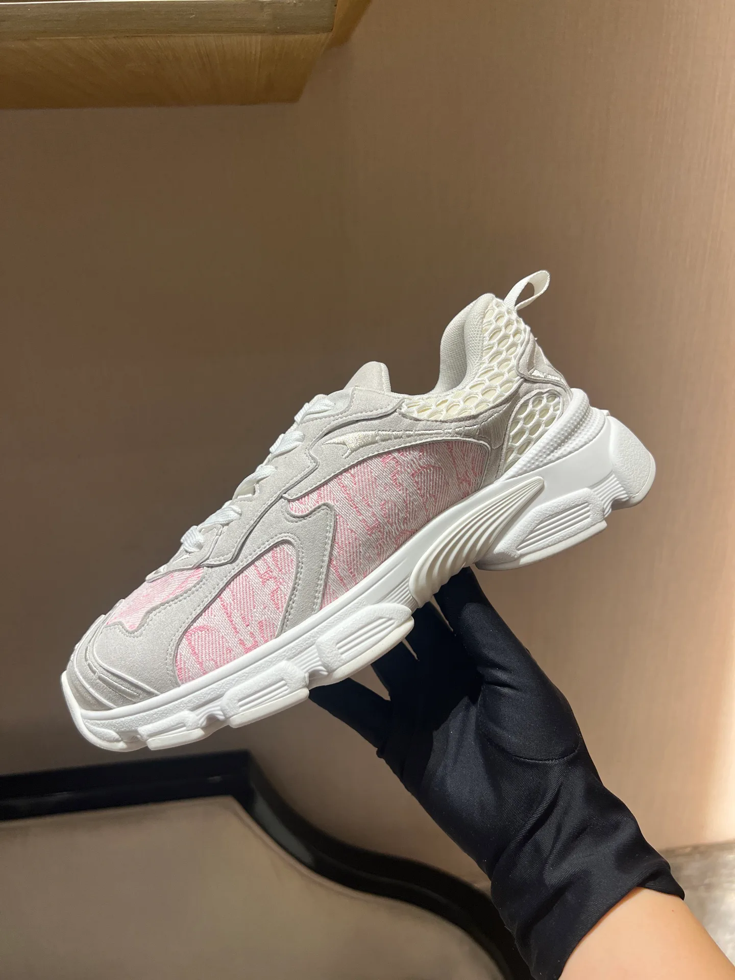 Women's Sneakers CHRISTIAN DIOR 18020282