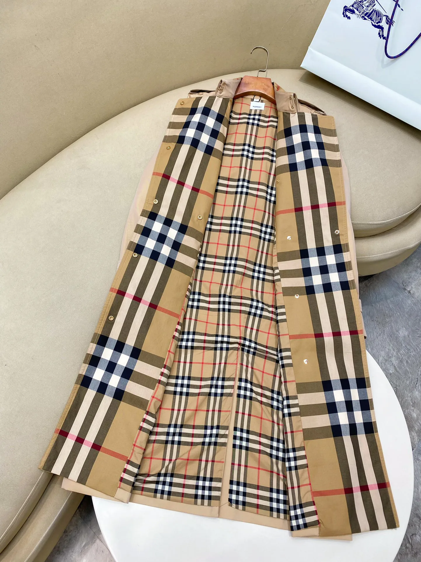 Women's Trench Coats BURBERRY 17998544