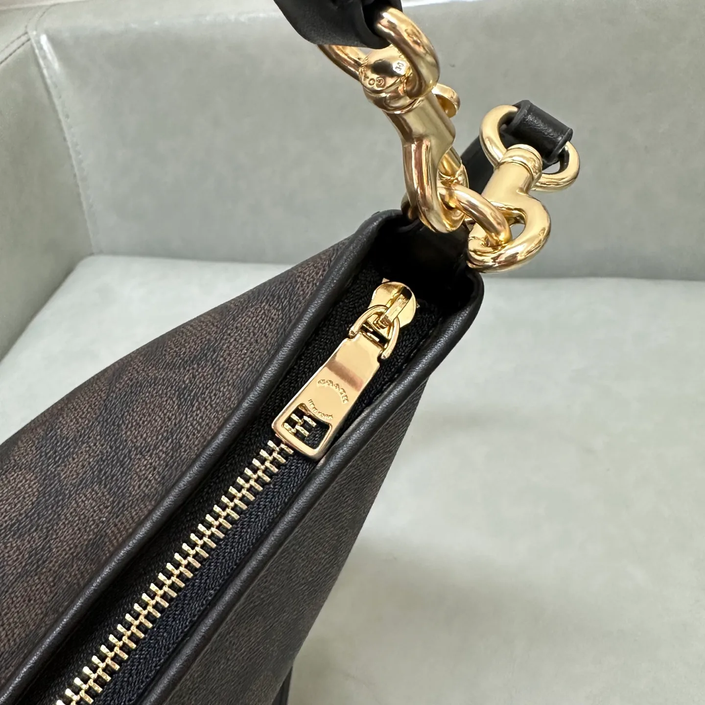 Women's Classic Handbags COACH 17961072