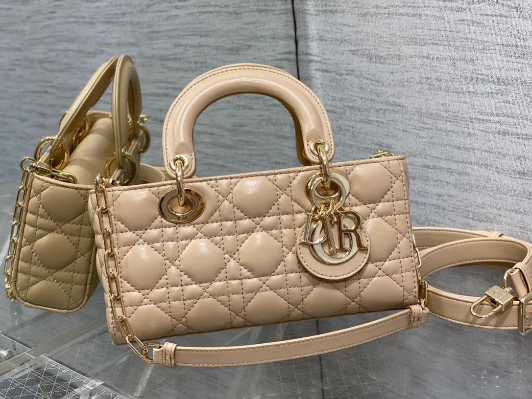 Women's Classic Handbags CHRISTIAN DIOR 17770379
