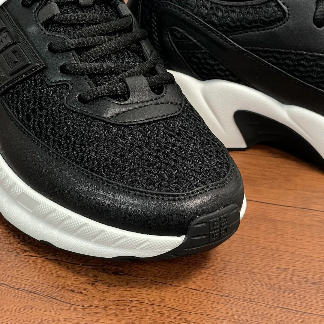 Men's Sneakers GIVENCHY 17307244