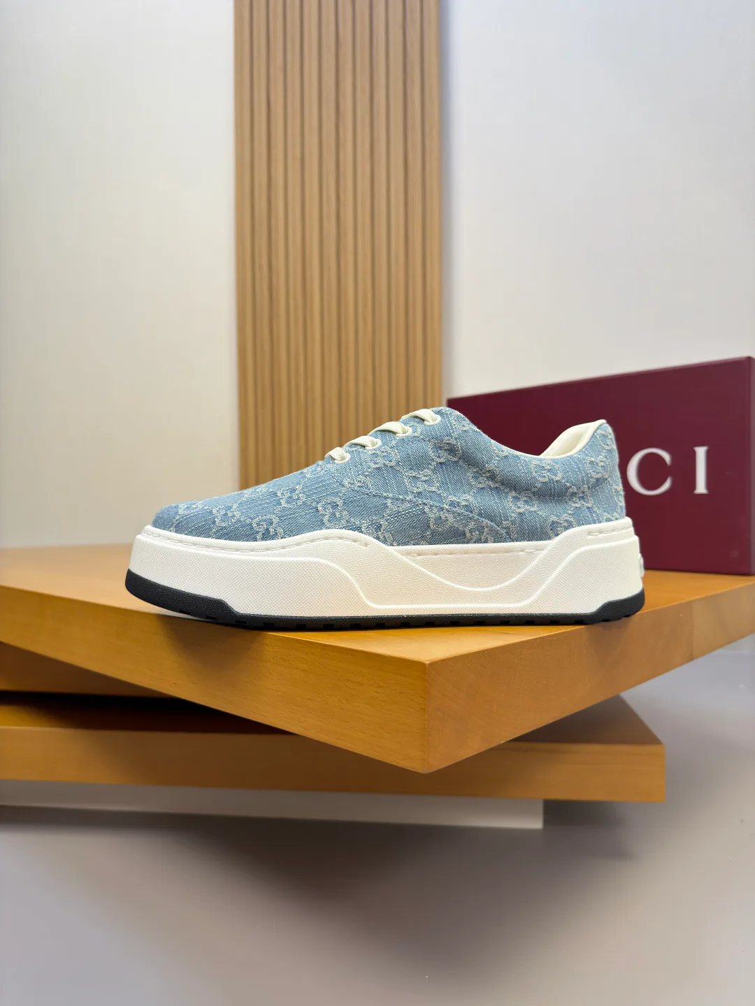 Men's Sneakers GUCCI 17368519