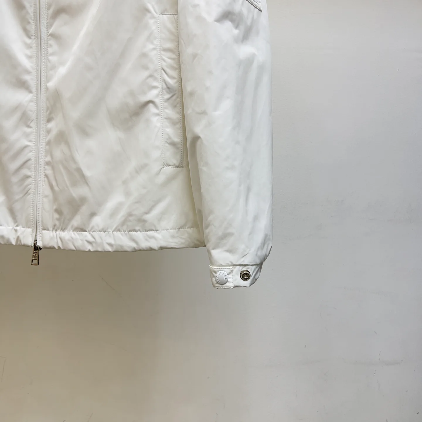 Men's Jackets And Down Jackets MONCLER 17340716