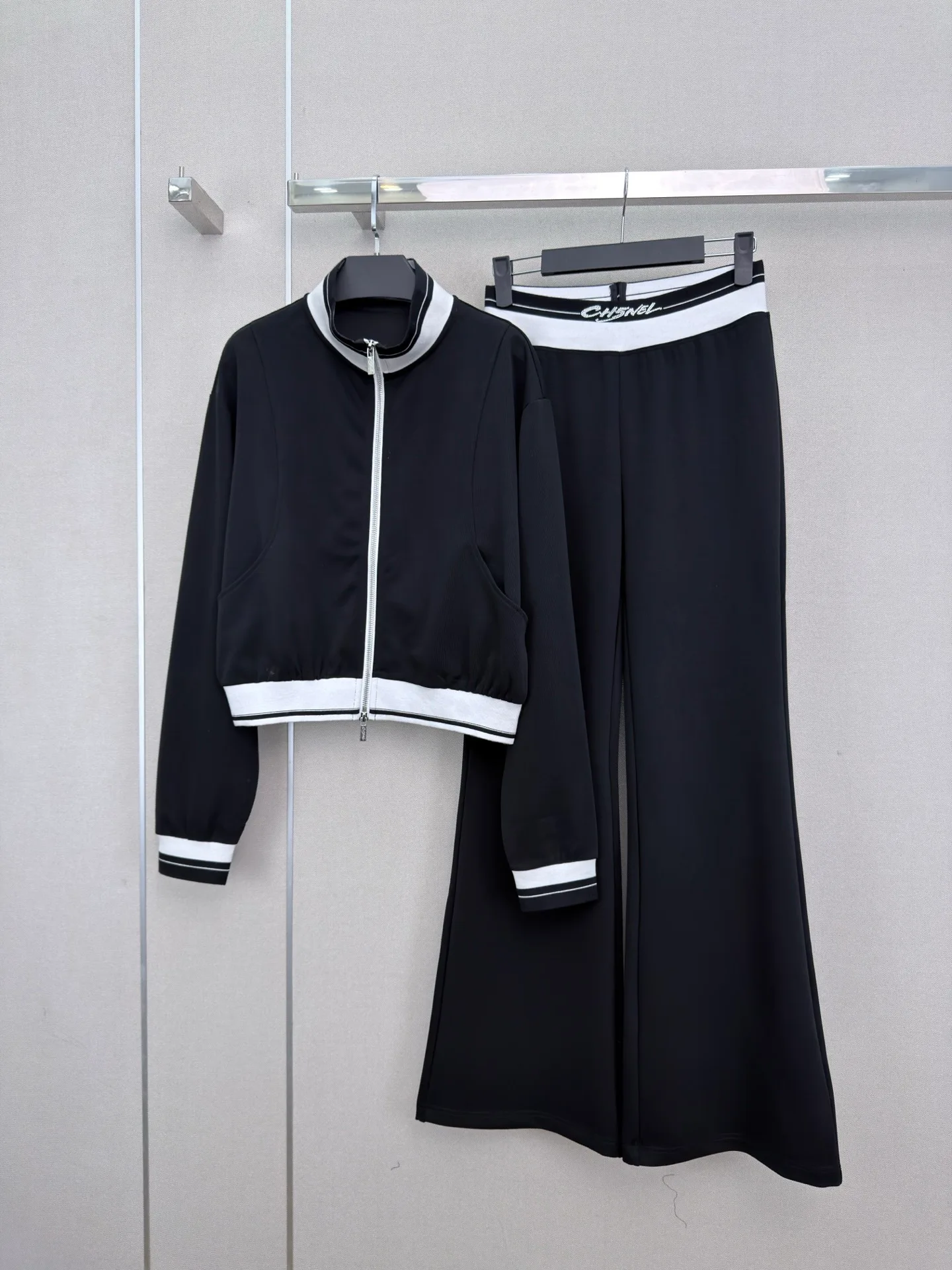 Women's Tracksuits CHANEL 18094331