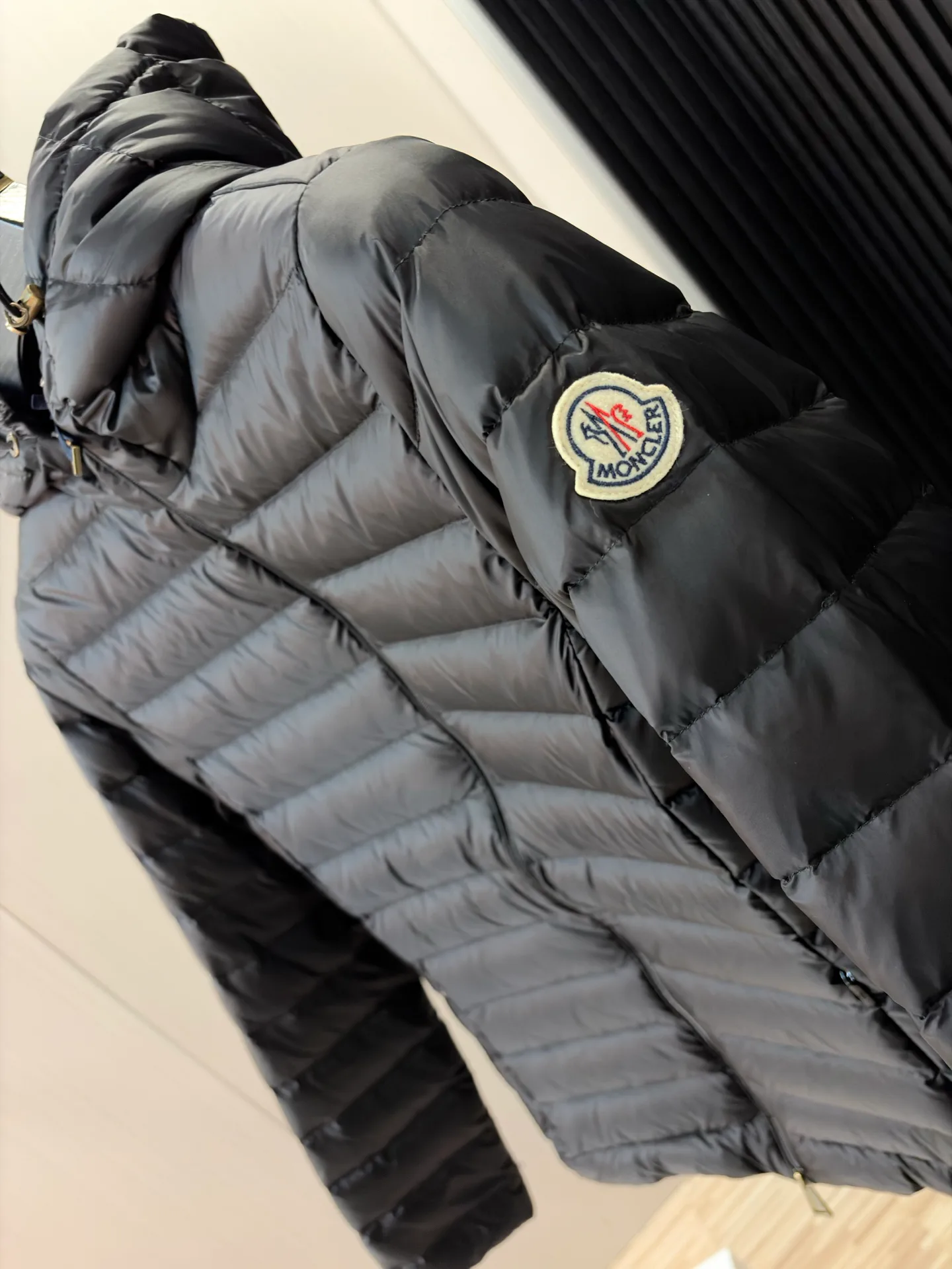 Men's Jackets And Down Jackets MONCLER 18231138