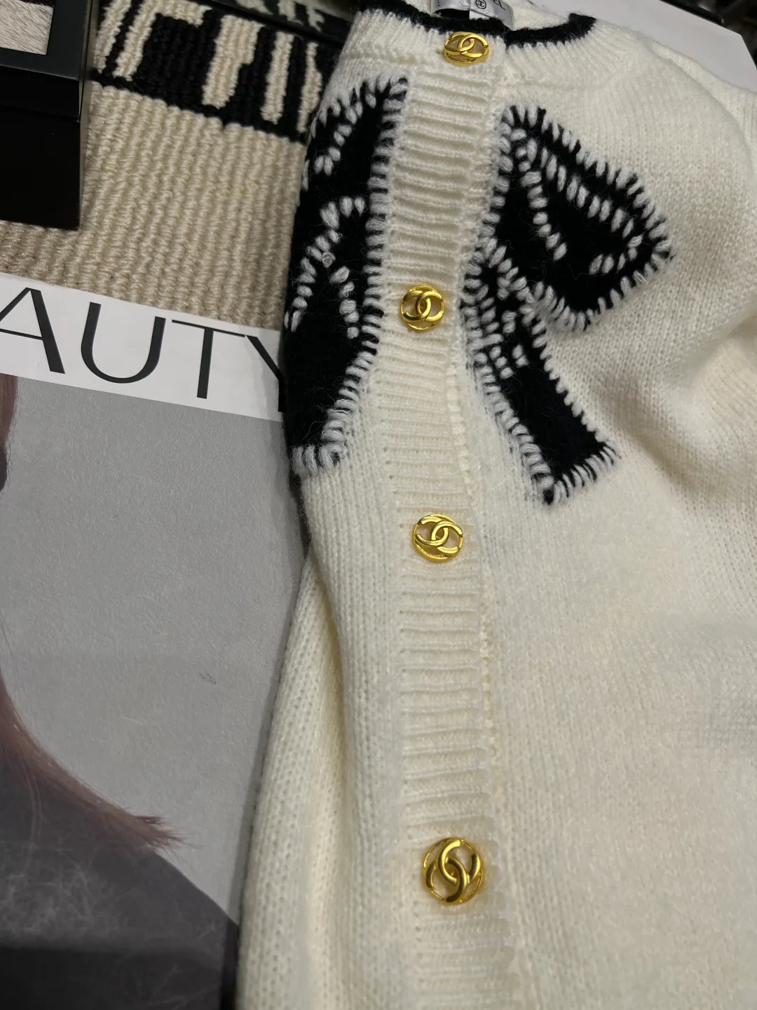 Women's Jumpers And Sweaters CHANEL 18325783