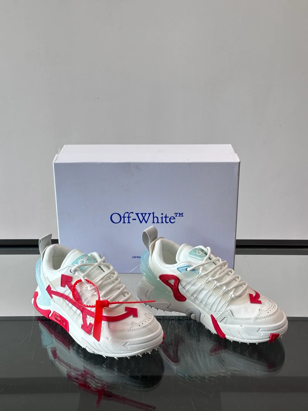 Women's Sneakers OFF-WHITE 17689327