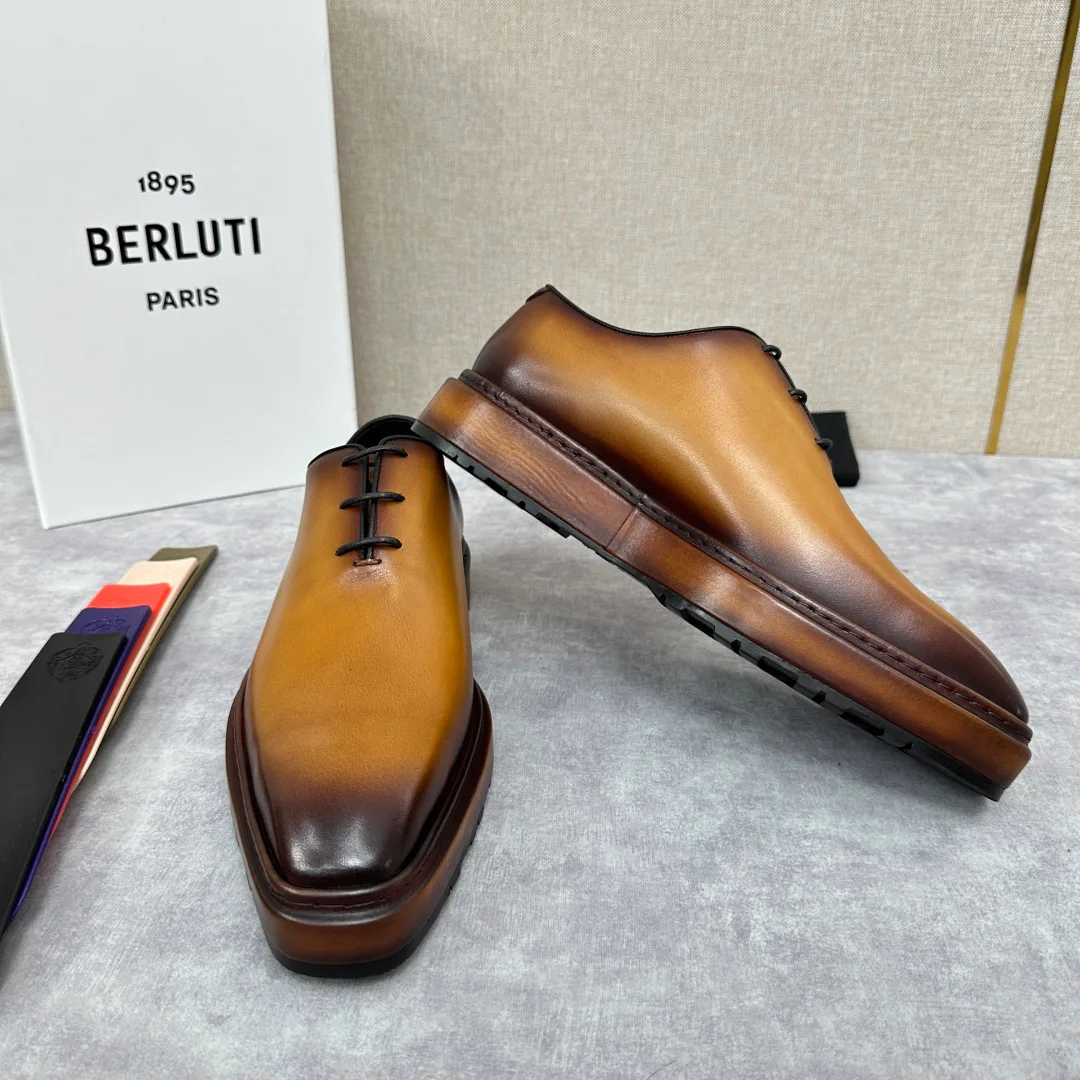 Men's Loafers And Dress Shoes BERLUTI 18117486