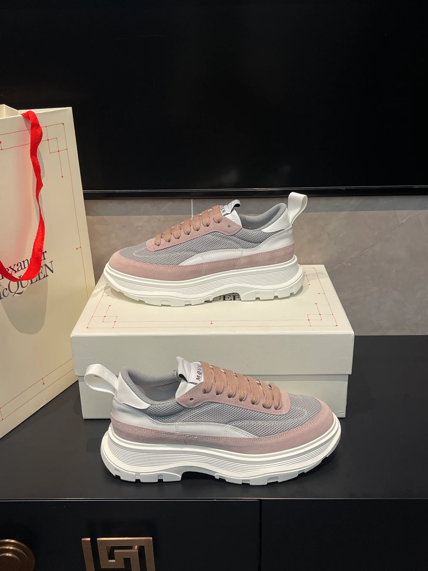 Women's Sneakers ALEXANDER MCQUEEN 18363953