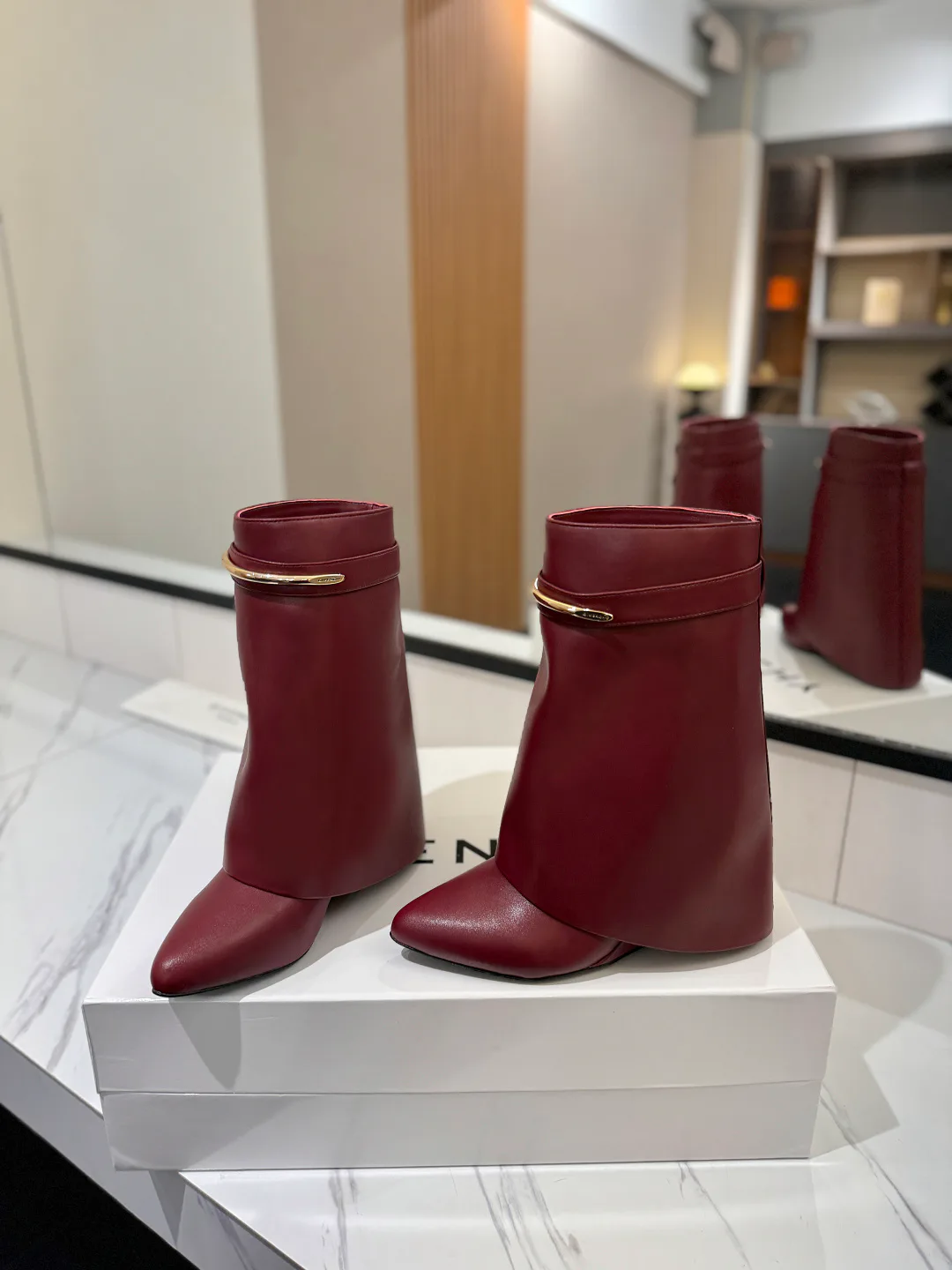 Women's Booties GIVENCHY 18134729