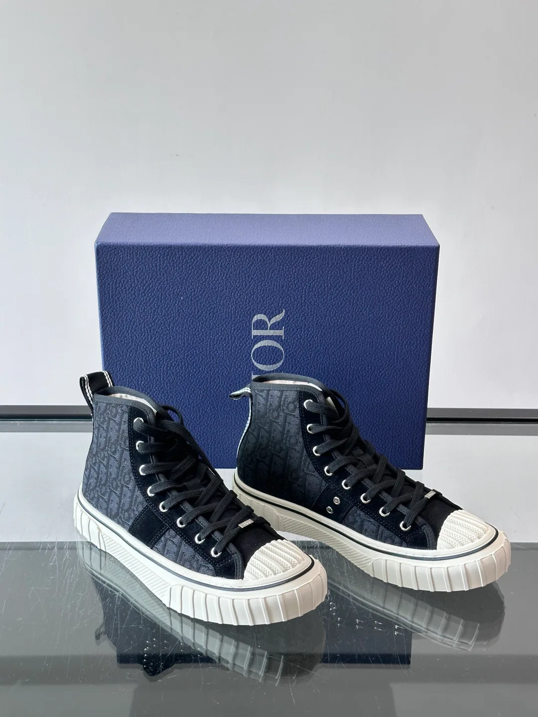 Women's Sneakers CHRISTIAN DIOR 18118781