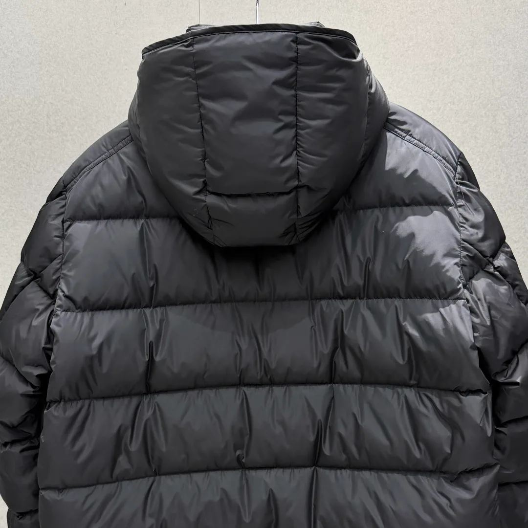 Men's Jackets And Down Jackets MONCLER 17897544