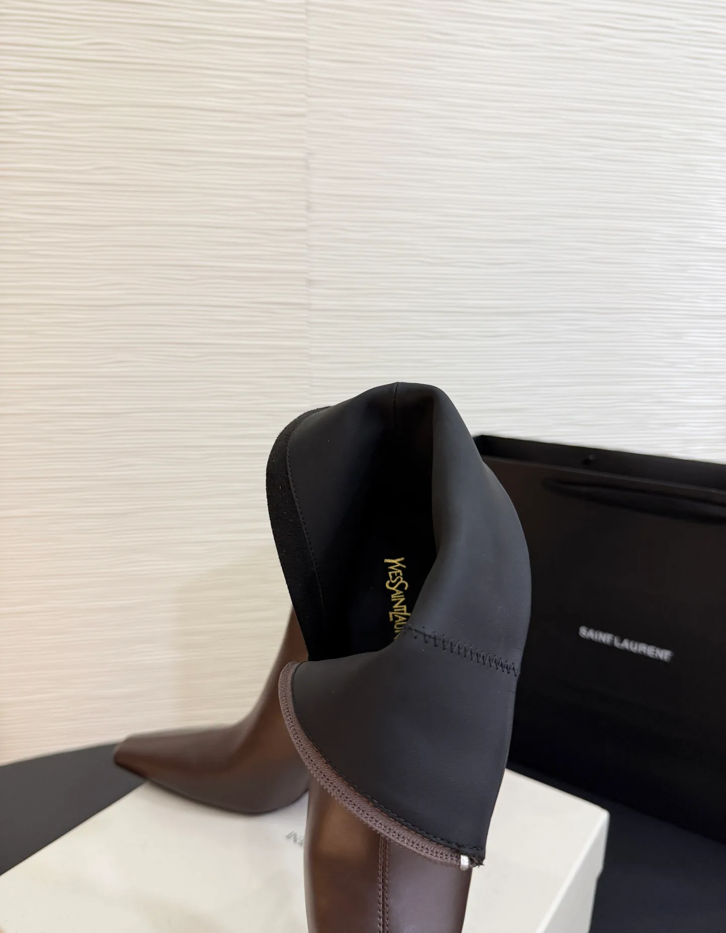 Women's Booties SAINT LAURENT 18071247