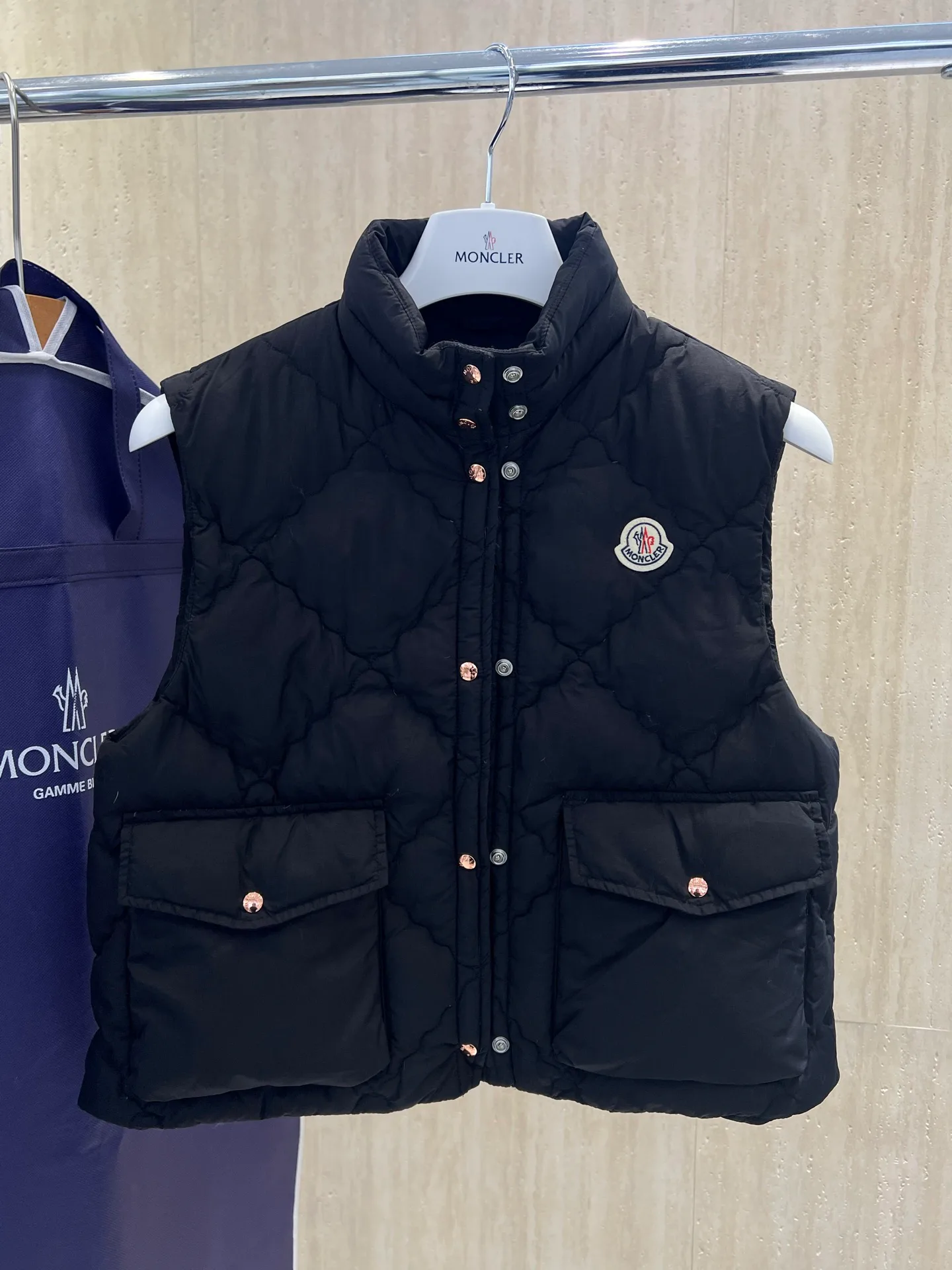 Men's Vests MONCLER 18330483