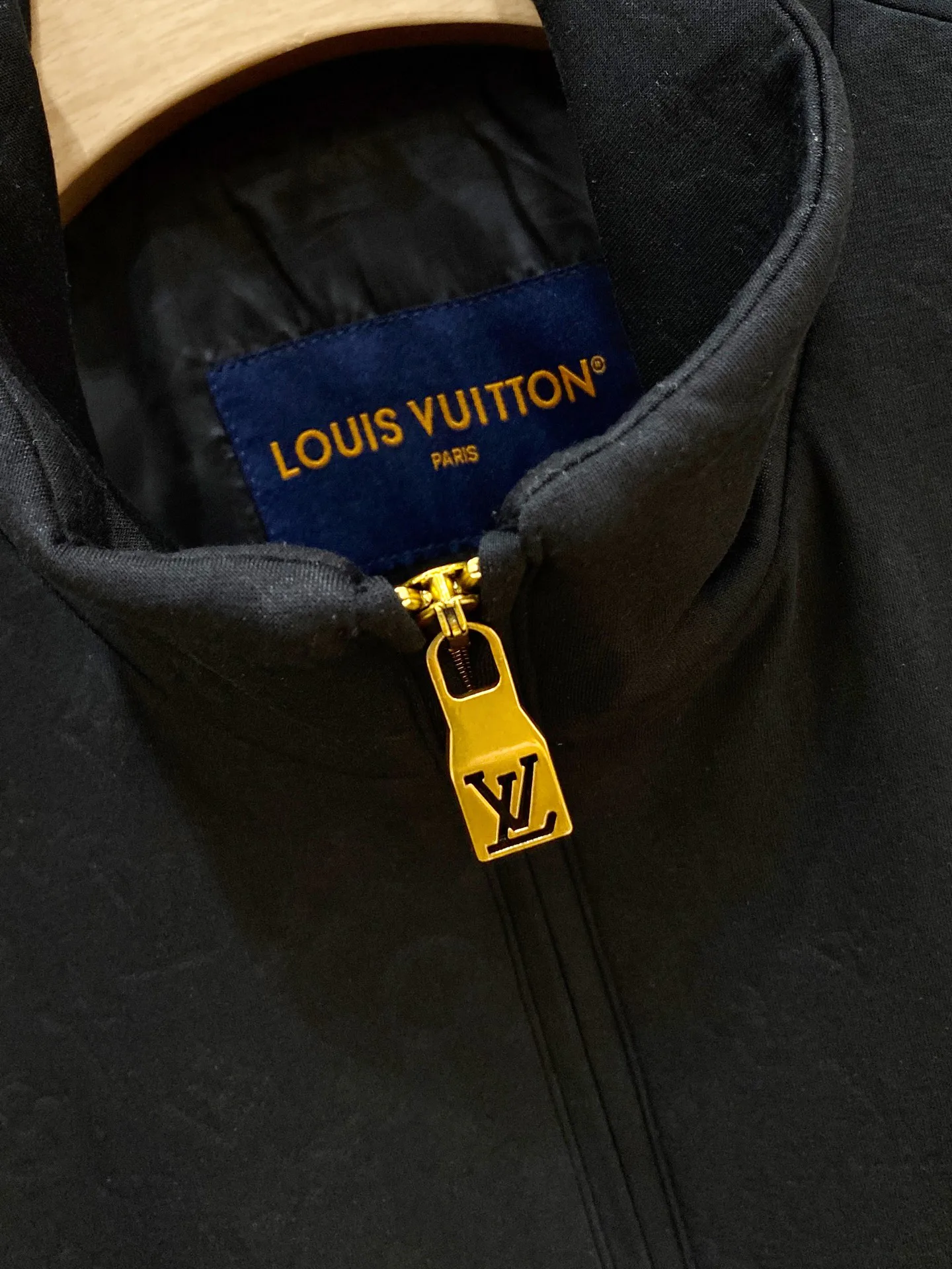 Women's Jackets And Down Jackets LOUIS VUITTON 18178226