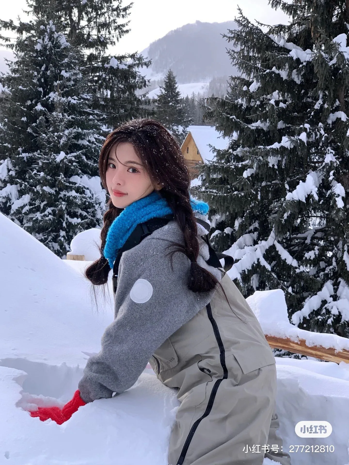 Women's Jackets And Down Jackets CANADA GOOSE 17998642