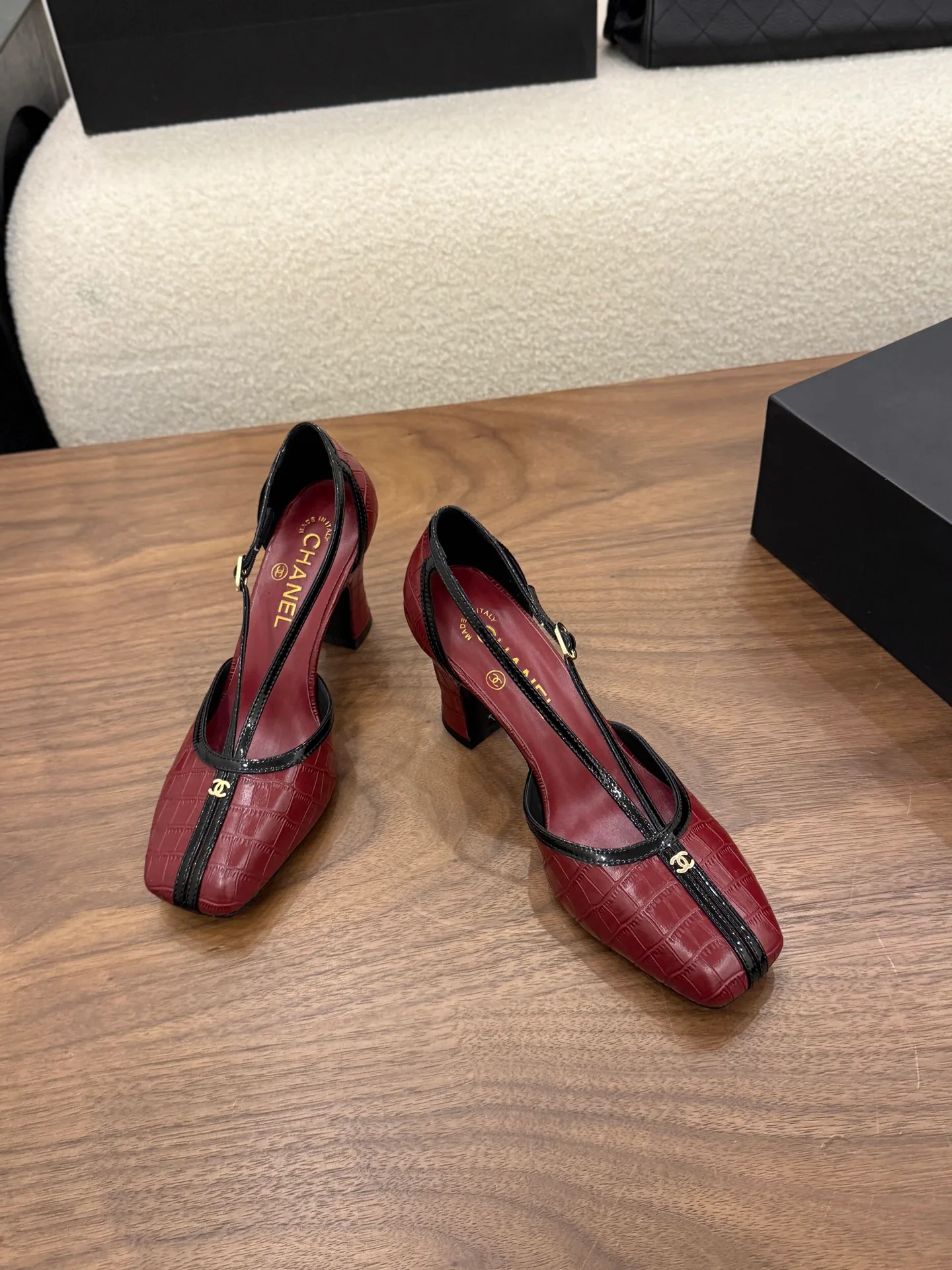 Women's Heels CHANEL 19583411