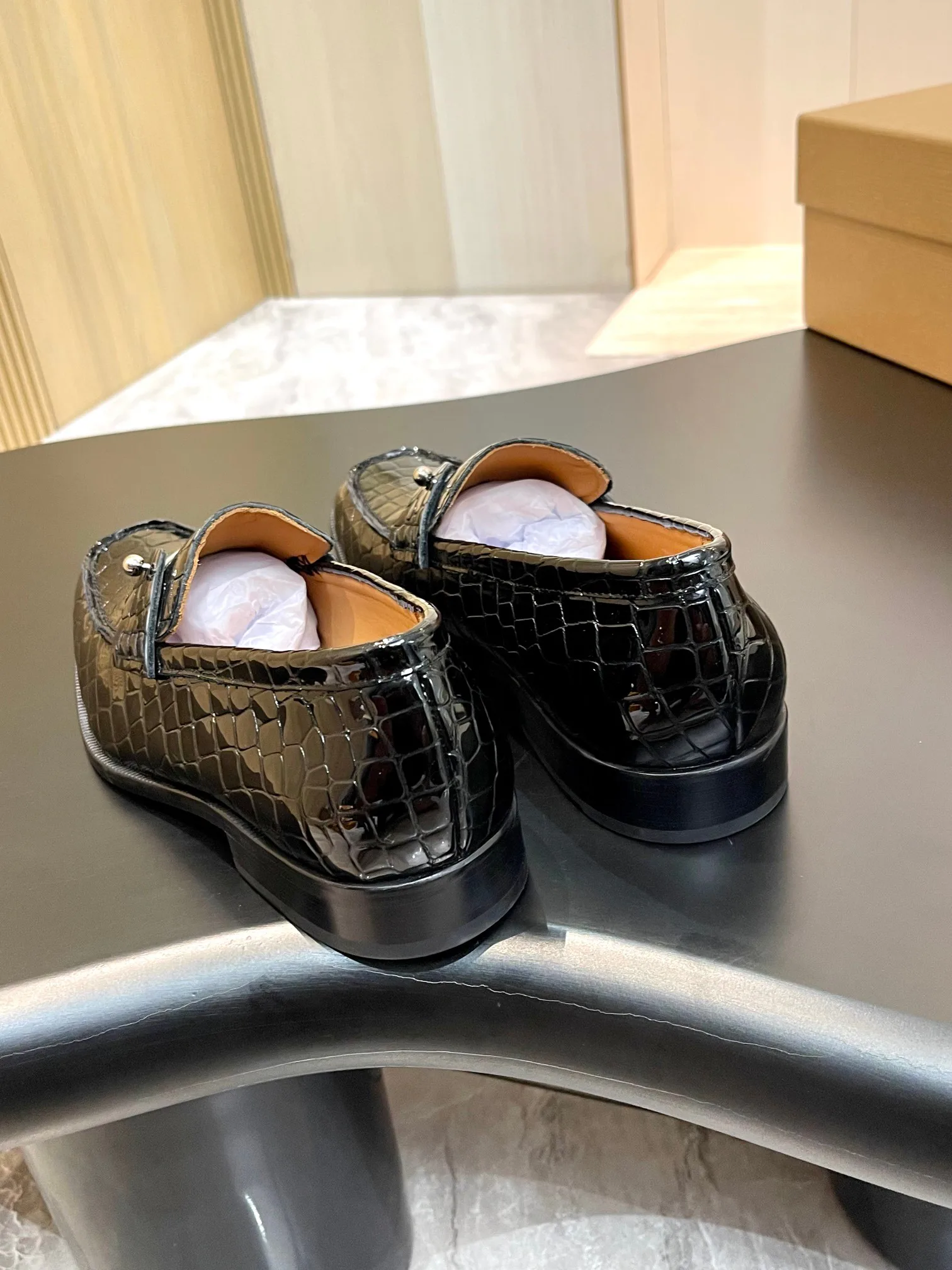 Men's Loafers And Dress Shoes CHRISTIAN LOUBOUTIN 18119124