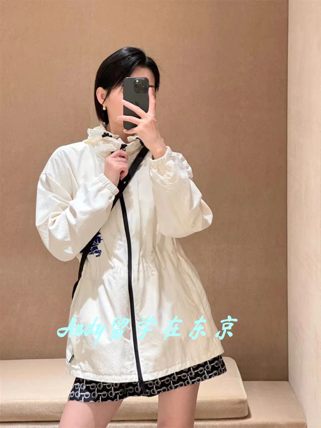 Women's Jackets And Down Jackets BURBERRY 17998519