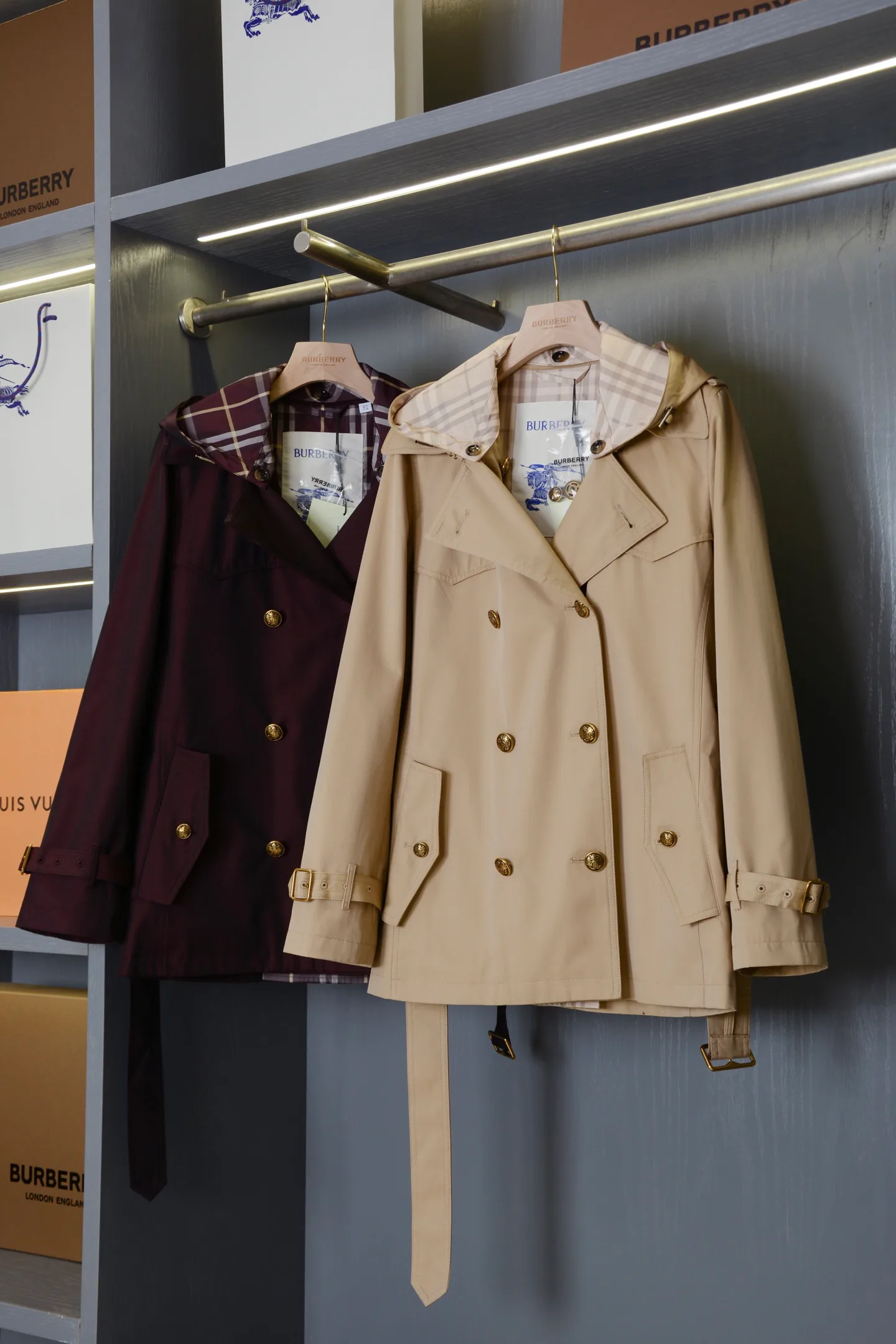 Women's Trench Coats BURBERRY 17906698