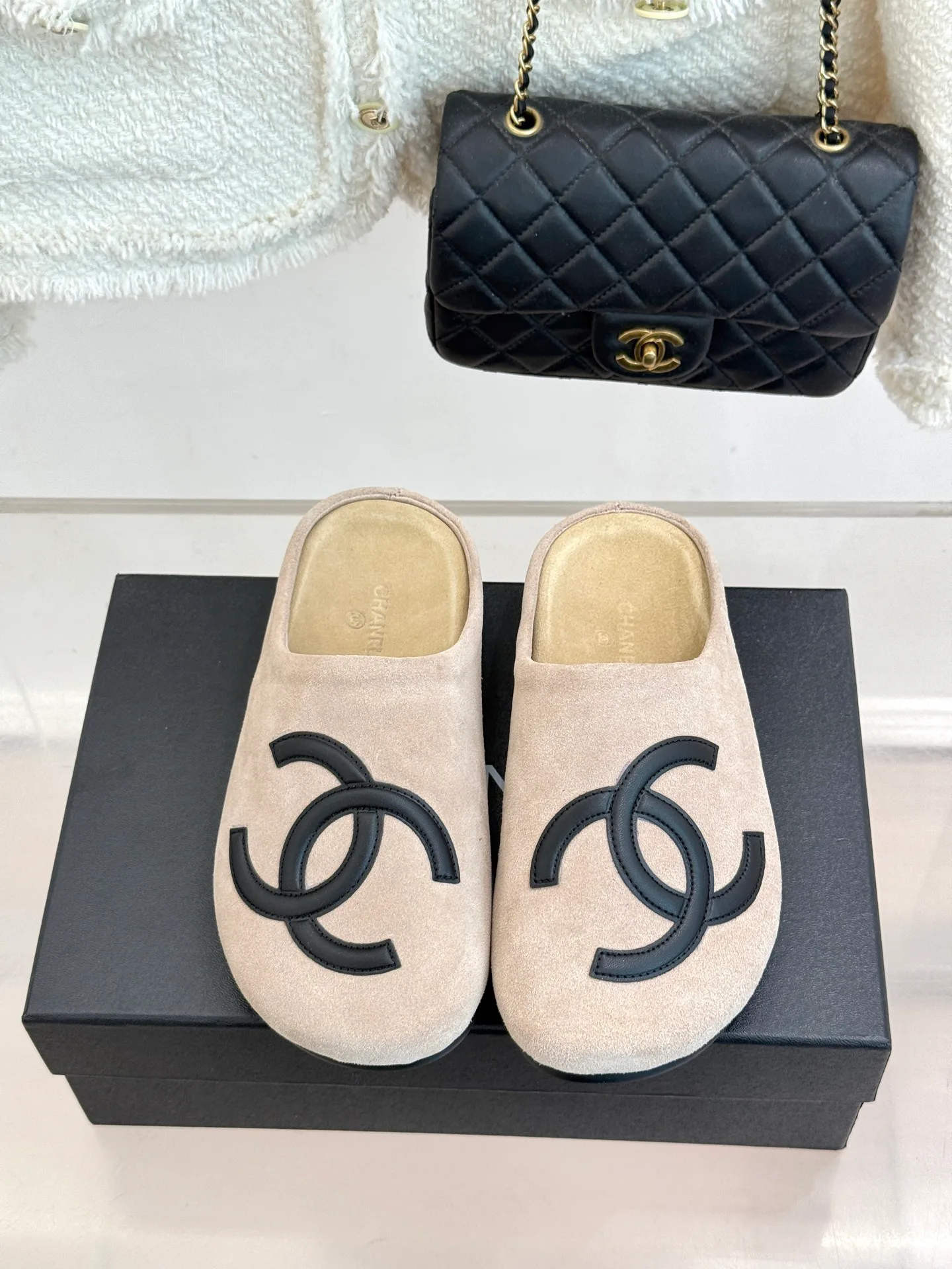 Women's Mules And Clogs CHANEL 17813179