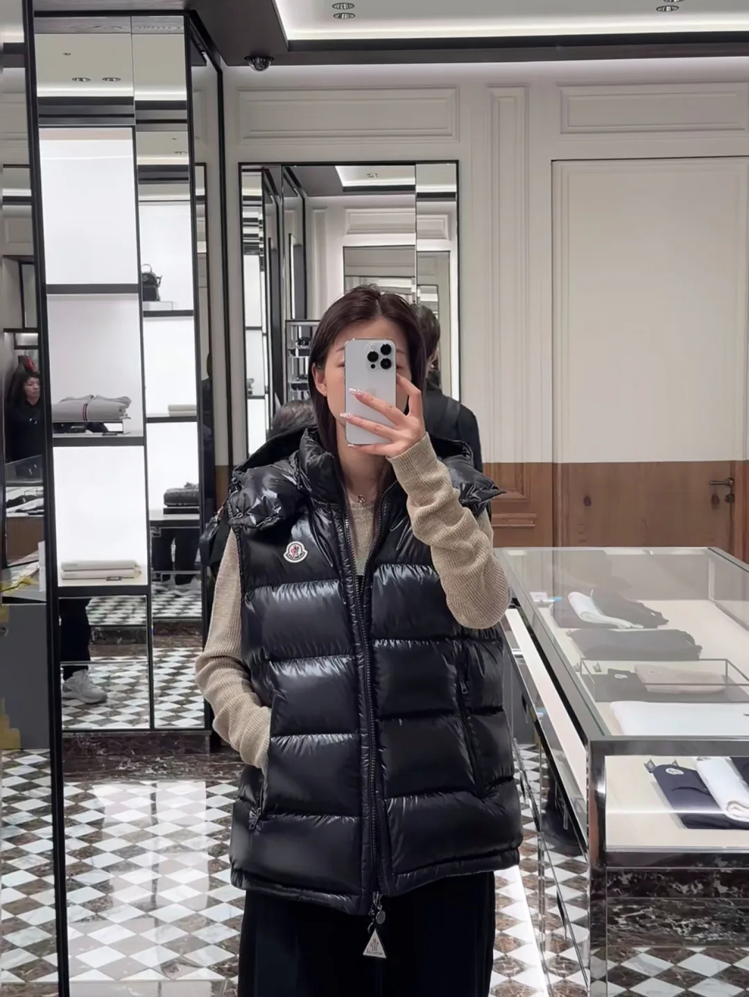 Жилеты Мужские Moncler 18634211