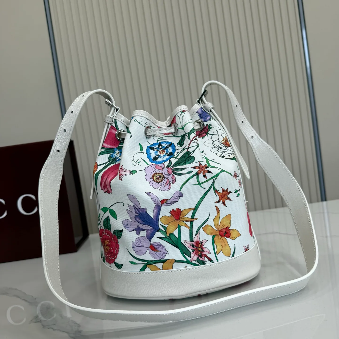 Women's Classic Handbags GUCCI 18156481