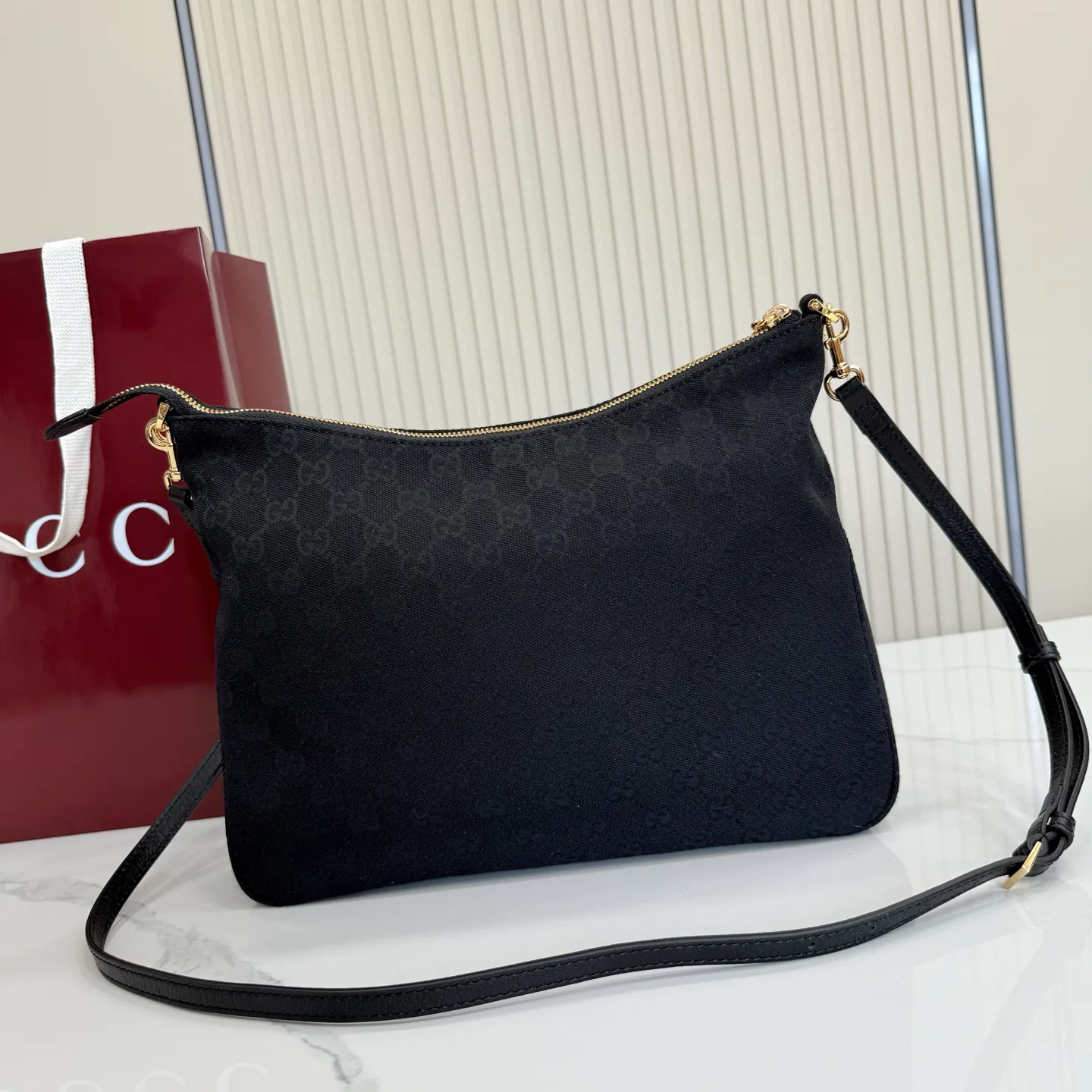 Women's Classic Handbags GUCCI 17872508