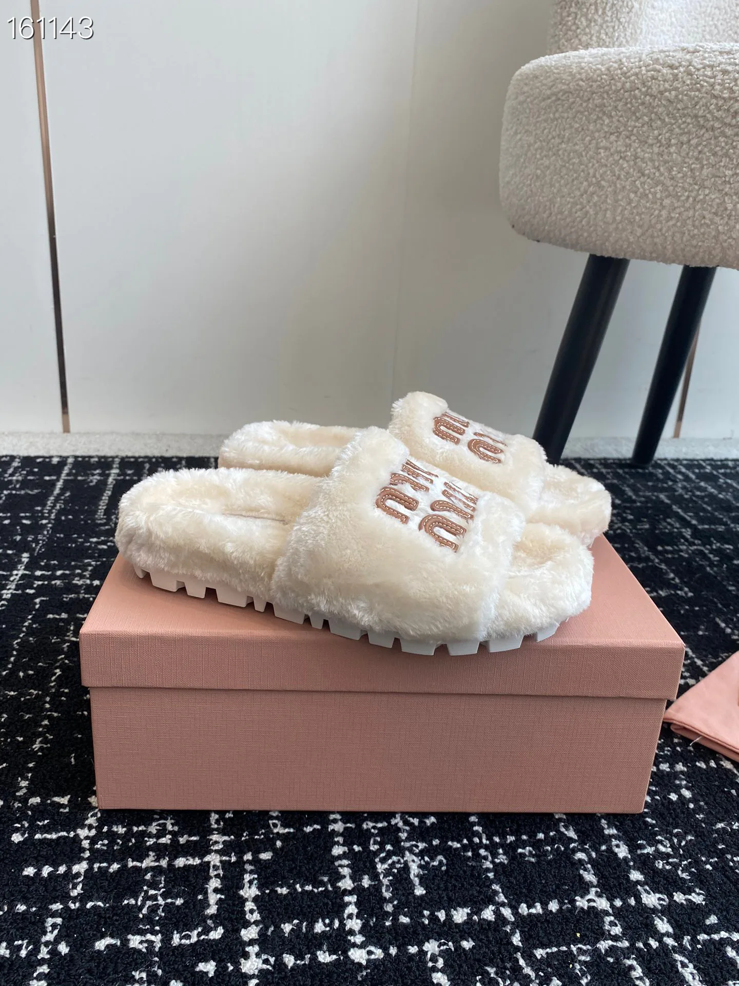 Women's Slippers MIU MIU 18241537